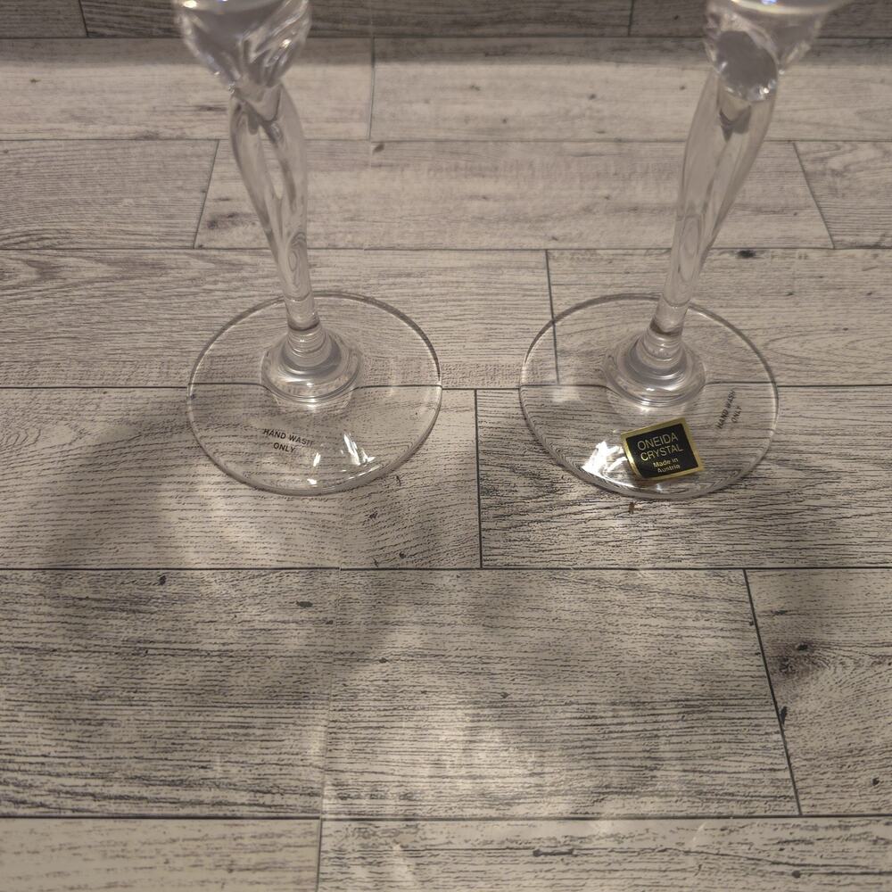 Set of 2 Oneida Crystal Chateau Gold 8" Tall Wine Glasses Retired Twisted Stem - Picture 3 of 9
